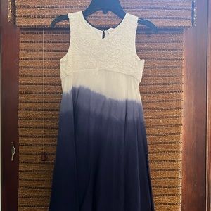 NWT AphOrism Girls Sleeveless Navy and White Ombré Dress Size 8